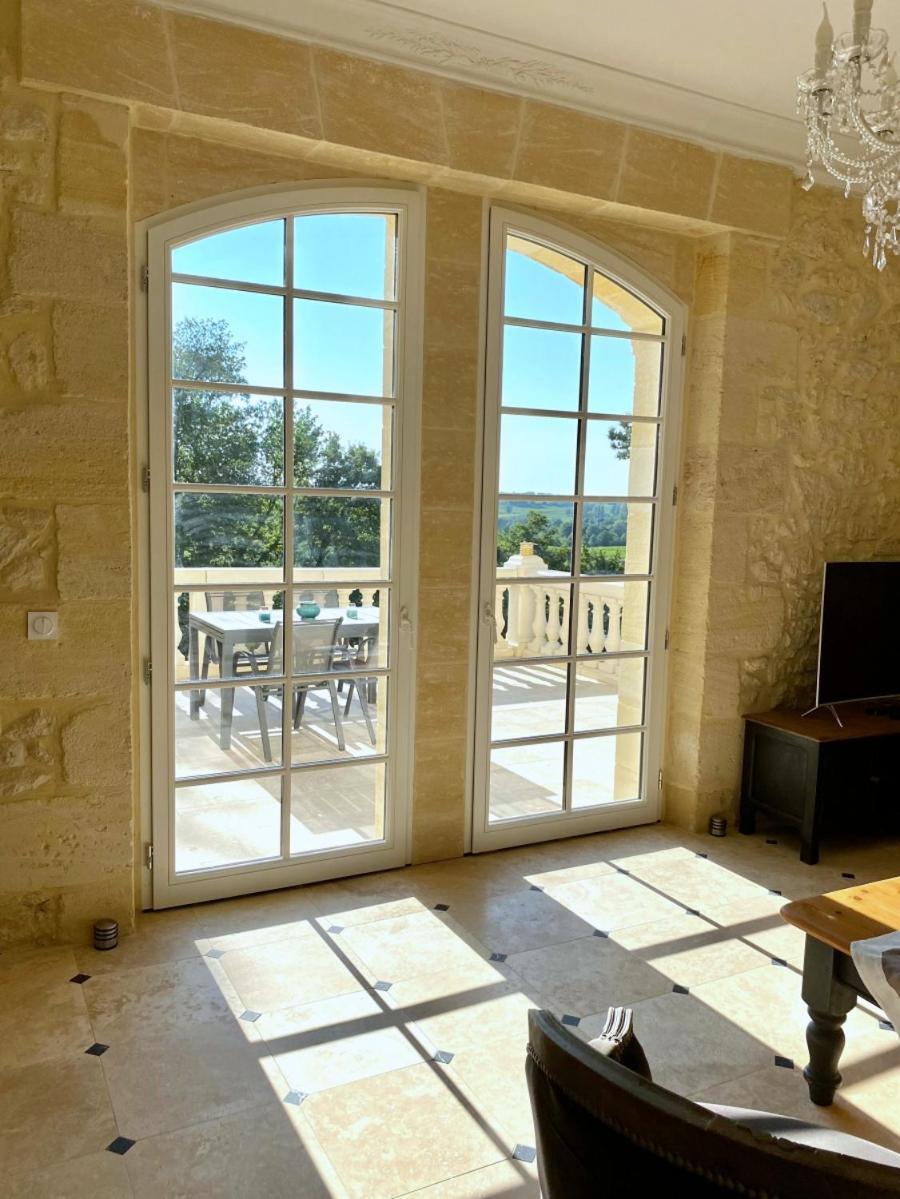 La Reserve Du Chateau De Roques Puisseguin Exterior photo