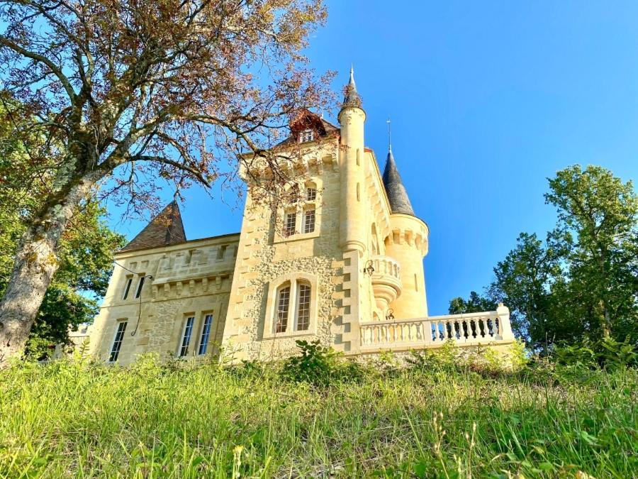 La Reserve Du Chateau De Roques Puisseguin Exterior photo